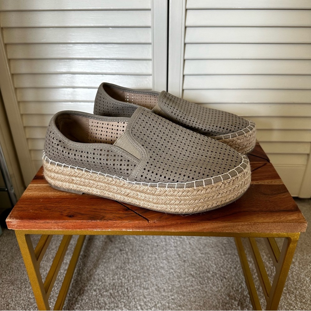 Altar’d State boho platform wedges size 9